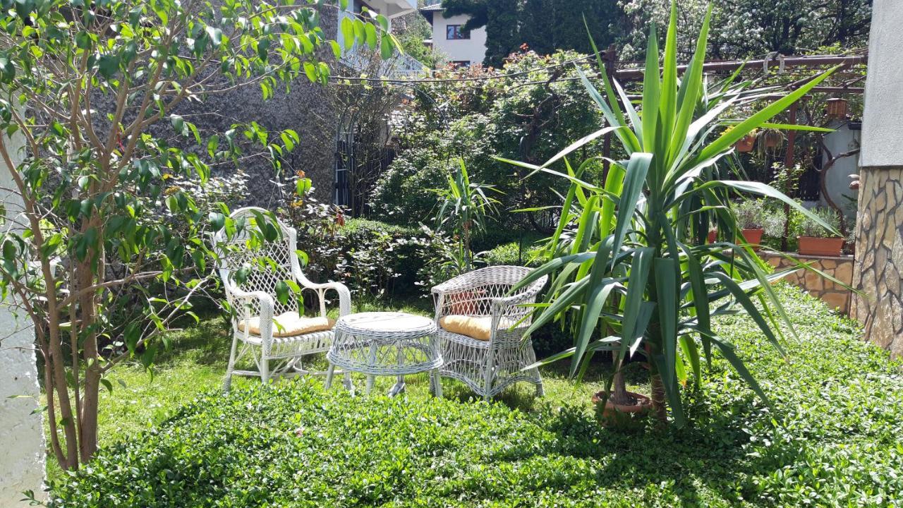 Modern&Cozy Bosnian House With Garden+Free Parking Hotel Сараево Екстериор снимка